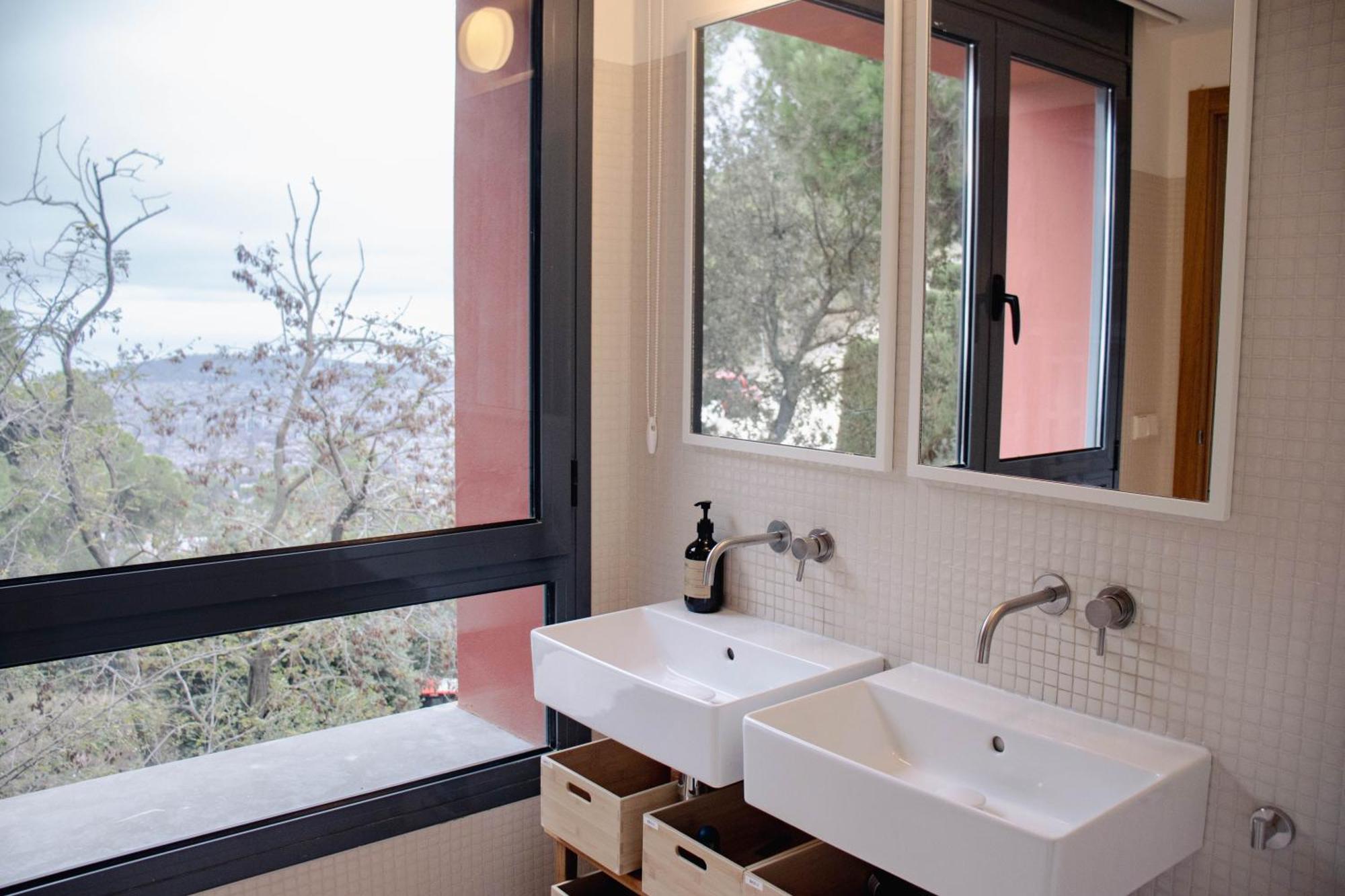 Circles House Coliving & Coworking