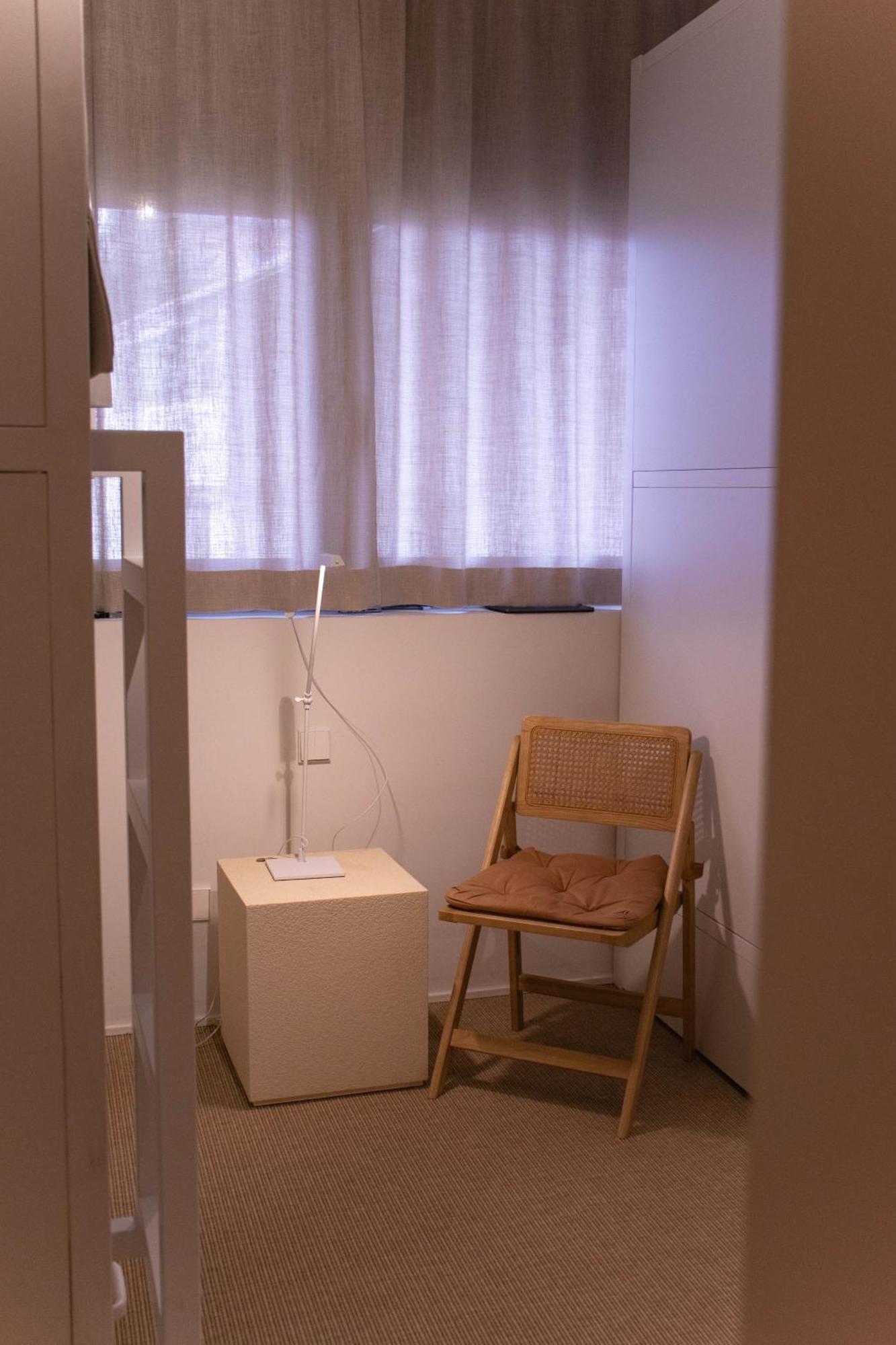 Apartment Circles House Coliving & Coworking *