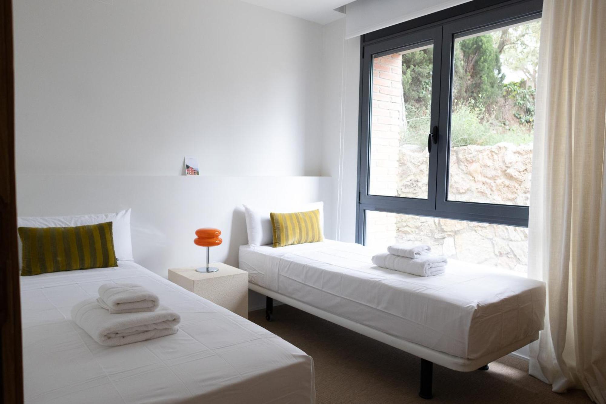 Apartment Circles House Coliving & Coworking